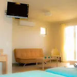 شقة Vereniki فينيكونتا