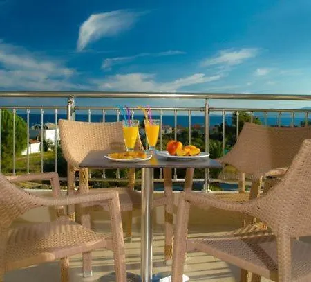 Vereniki Apartment Finikounda